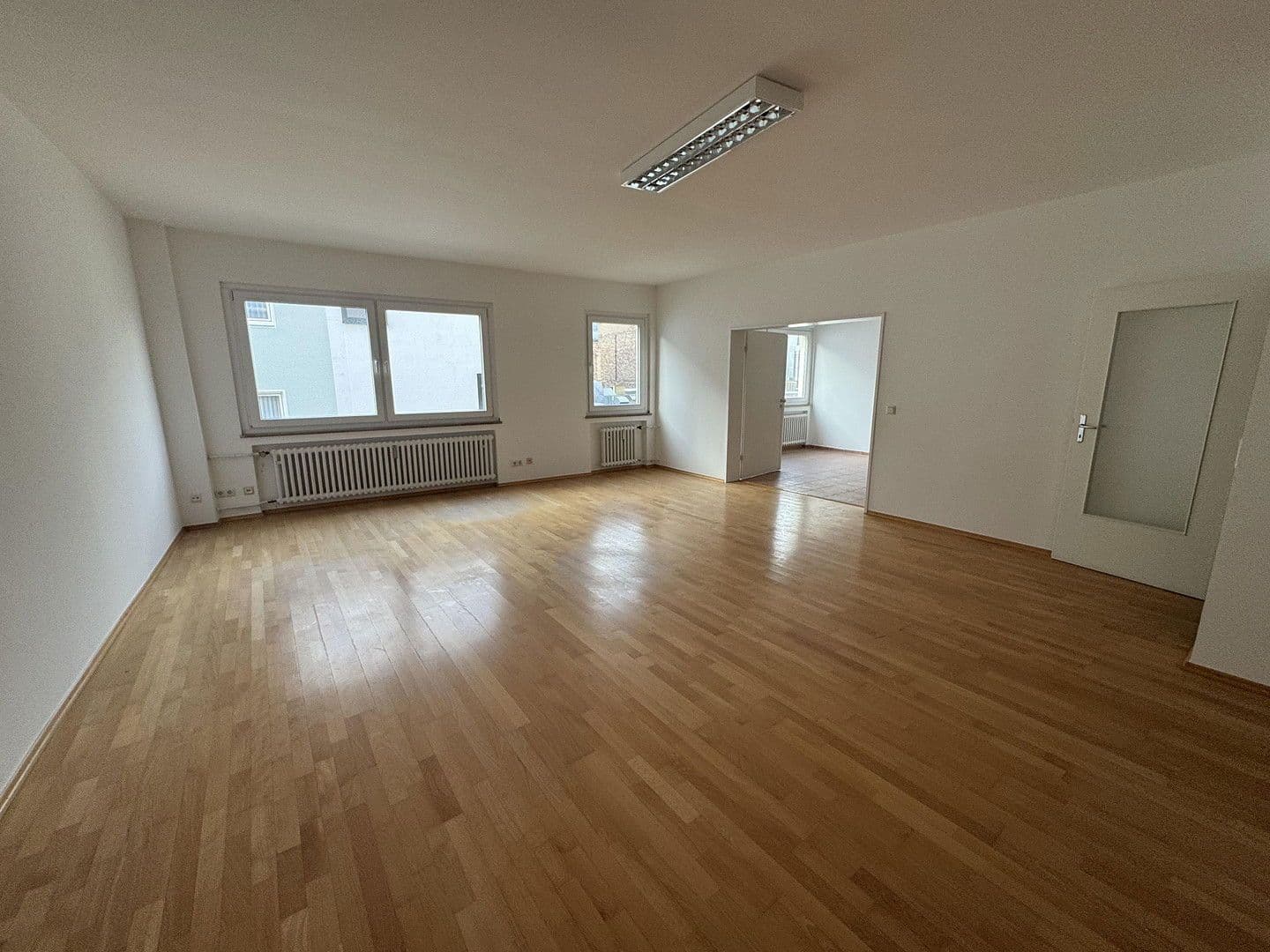 Prenájom kancelárie 97 m², Marspfortengasse 6, Köln, Severné Porýnie - Westfálsko Prenájom kancelárie 97 m², Marspfortengasse 6, Köln, Severné Porýnie - Westfálsko