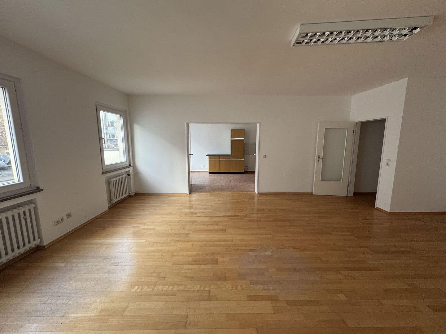 Prenájom kancelárie 97 m², Marspfortengasse 6, Köln, Severné Porýnie - Westfálsko Prenájom kancelárie 97 m², Marspfortengasse 6, Köln, Severné Porýnie - Westfálsko