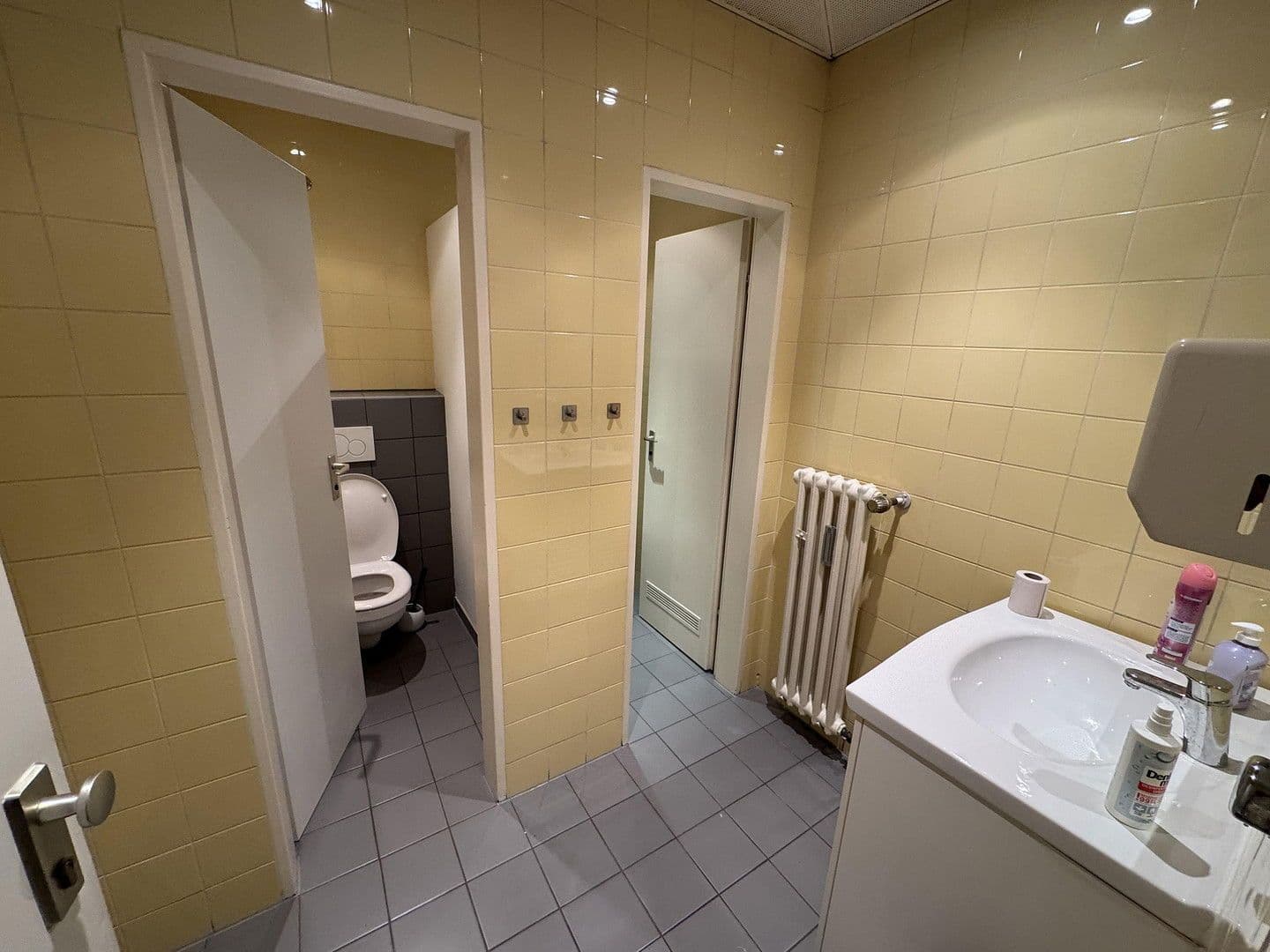 Prenájom kancelárie 90 m², Marspfortengasse 6, Köln, Severné Porýnie - Westfálsko Prenájom kancelárie 90 m², Marspfortengasse 6, Köln, Severné Porýnie - Westfálsko