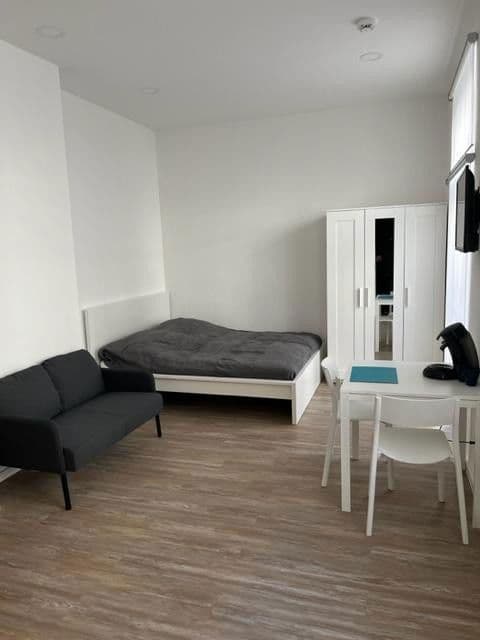 Prenájom bytu 1-izbový 25 m², Gumprechtstr. 2, Köln, Severné Porýnie - Westfálsko Prenájom bytu 1-izbový 25 m², Gumprechtstr. 2, Köln, Severné Porýnie - Westfálsko