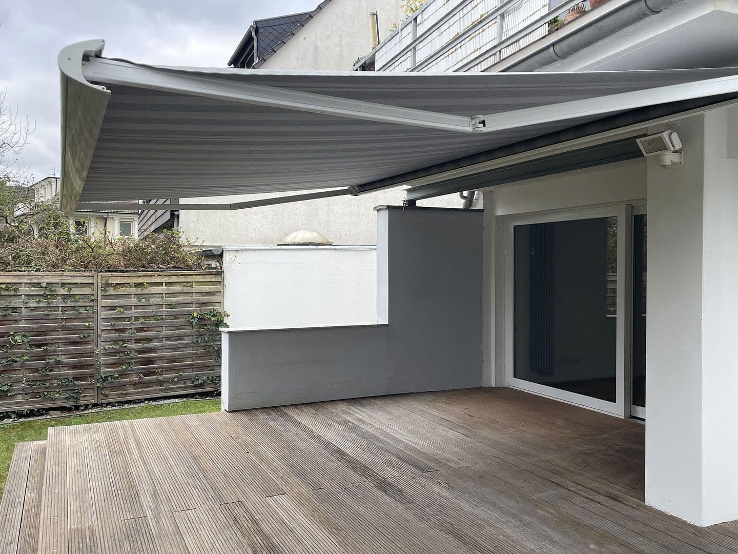 Predaj bytu 3-izbový 108 m², Meerbusch, Severné Porýnie - Westfálsko Predaj bytu 3-izbový 108 m², Meerbusch, Severné Porýnie - Westfálsko