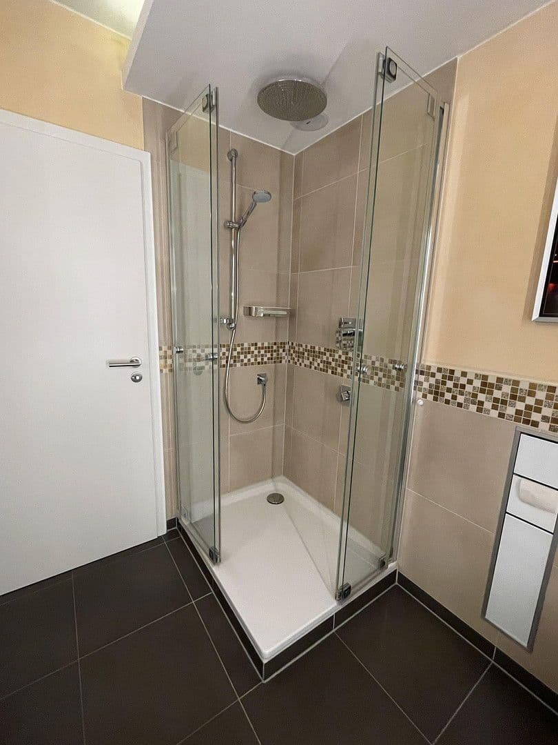 Predaj bytu 3-izbový 108 m², Meerbusch, Severné Porýnie - Westfálsko Predaj bytu 3-izbový 108 m², Meerbusch, Severné Porýnie - Westfálsko