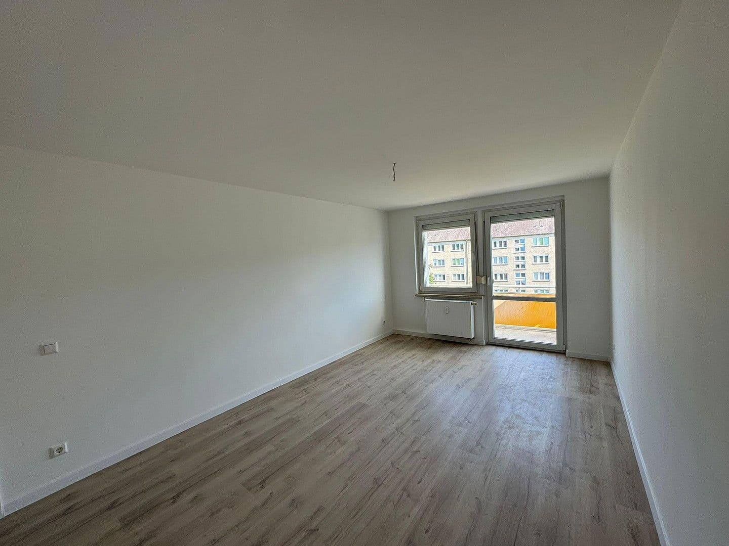 Prenájom bytu 5-izbový 100 m², Nordring 6, 02899 Ostritz, Ostritz, Sasko Prenájom bytu 5-izbový 100 m², Nordring 6, 02899 Ostritz, Ostritz, Sasko