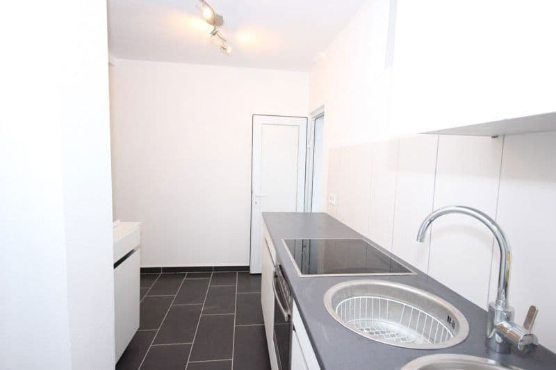 Predaj bytu 5-izbový 72 m², Stuttgart, Bádensko-Wurttembersko Predaj bytu 5-izbový 72 m², Stuttgart, Bádensko-Wurttembersko