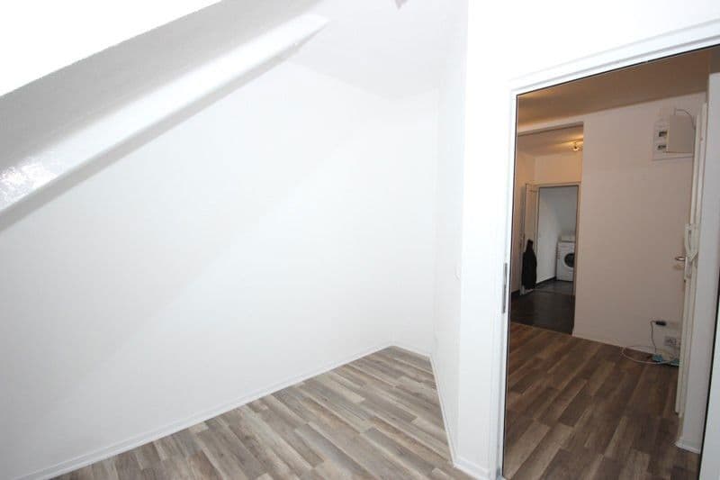 Predaj bytu 5-izbový 72 m², Stuttgart, Bádensko-Wurttembersko Predaj bytu 5-izbový 72 m², Stuttgart, Bádensko-Wurttembersko