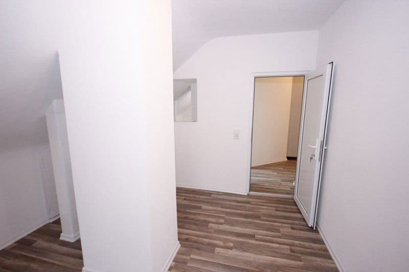 Predaj bytu 5-izbový 72 m², Stuttgart, Bádensko-Wurttembersko Predaj bytu 5-izbový 72 m², Stuttgart, Bádensko-Wurttembersko