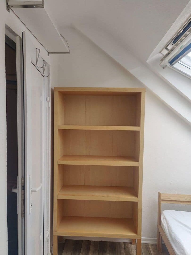 Predaj bytu 5-izbový 72 m², Stuttgart, Bádensko-Wurttembersko Predaj bytu 5-izbový 72 m², Stuttgart, Bádensko-Wurttembersko