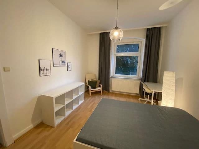 Prenájom bytu 16 m², Hasselsstraße 33, Düsseldorf, Severné Porýnie - Westfálsko Prenájom bytu 16 m², Hasselsstraße 33, Düsseldorf, Severné Porýnie - Westfálsko