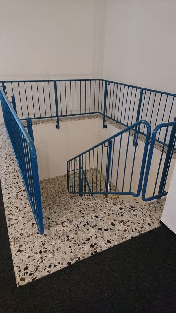 Prenájom kancelárie 192 m², Leverkusen, Severné Porýnie - Westfálsko Prenájom kancelárie 192 m², Leverkusen, Severné Porýnie - Westfálsko