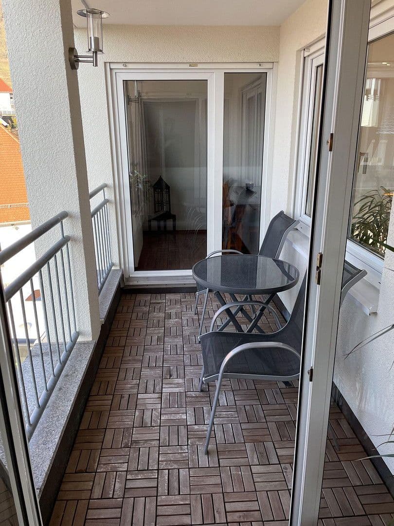 Prenájom bytu 3-izbový 78 m², Hauptstrasse 22, Herrenberg, Bádensko-Wurttembersko Prenájom bytu 3-izbový 78 m², Hauptstrasse 22, Herrenberg, Bádensko-Wurttembersko