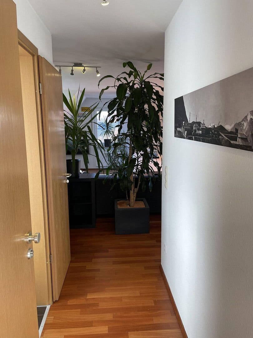 Prenájom bytu 3-izbový 78 m², Hauptstrasse 22, Herrenberg, Bádensko-Wurttembersko Prenájom bytu 3-izbový 78 m², Hauptstrasse 22, Herrenberg, Bádensko-Wurttembersko