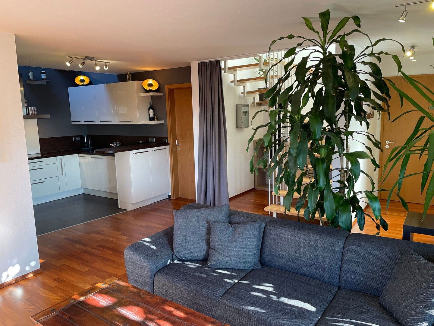 Prenájom bytu 3-izbový 78 m², Hauptstrasse 22, Herrenberg, Bádensko-Wurttembersko Prenájom bytu 3-izbový 78 m², Hauptstrasse 22, Herrenberg, Bádensko-Wurttembersko