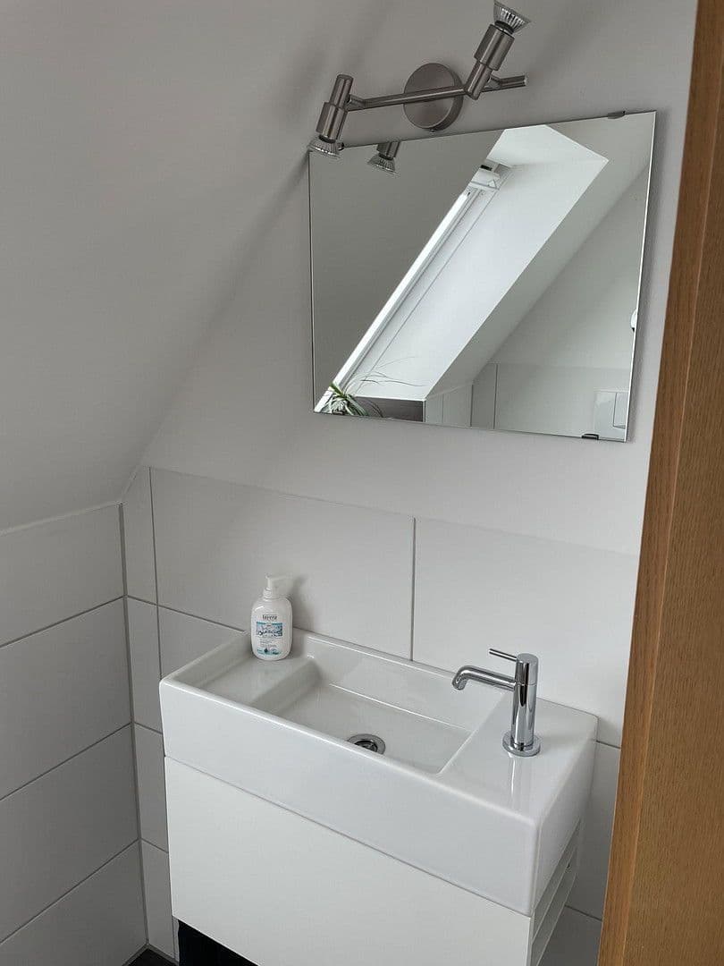 Prenájom bytu 3-izbový 78 m², Hauptstrasse 22, Herrenberg, Bádensko-Wurttembersko Prenájom bytu 3-izbový 78 m², Hauptstrasse 22, Herrenberg, Bádensko-Wurttembersko