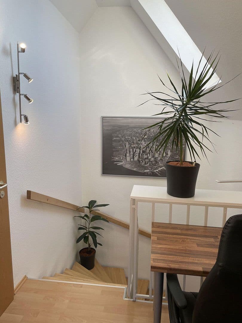 Prenájom bytu 3-izbový 78 m², Hauptstrasse 22, Herrenberg, Bádensko-Wurttembersko Prenájom bytu 3-izbový 78 m², Hauptstrasse 22, Herrenberg, Bádensko-Wurttembersko