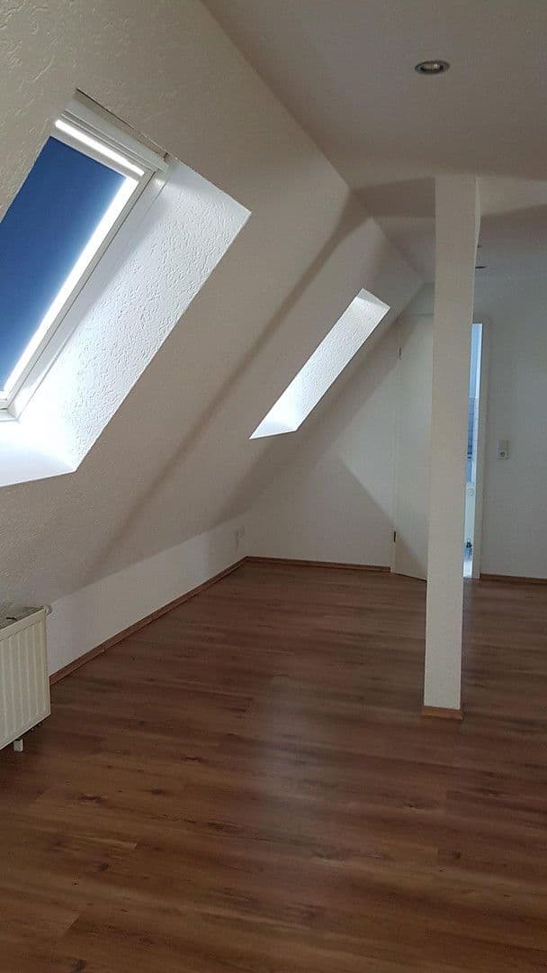 Prenájom bytu 1-izbový 34 m², Südstrasse 26, Zwickau, Sasko Prenájom bytu 1-izbový 34 m², Südstrasse 26, Zwickau, Sasko