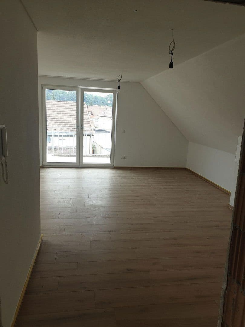 Prenájom bytu 3-izbový 65 m², Schillerstraße 32, Eislingen/Fils, Bádensko-Wurttembersko Prenájom bytu 3-izbový 65 m², Schillerstraße 32, Eislingen/Fils, Bádensko-Wurttembersko