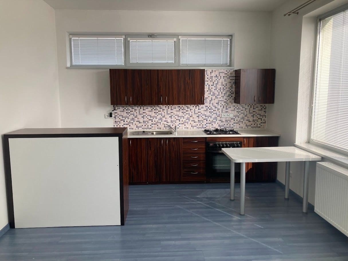 Prenájom bytu 1-izbový 34 m², Tyršova, Nymburk, Středočeský kraj Prenájom bytu 1-izbový 34 m², Tyršova, Nymburk, Středočeský kraj