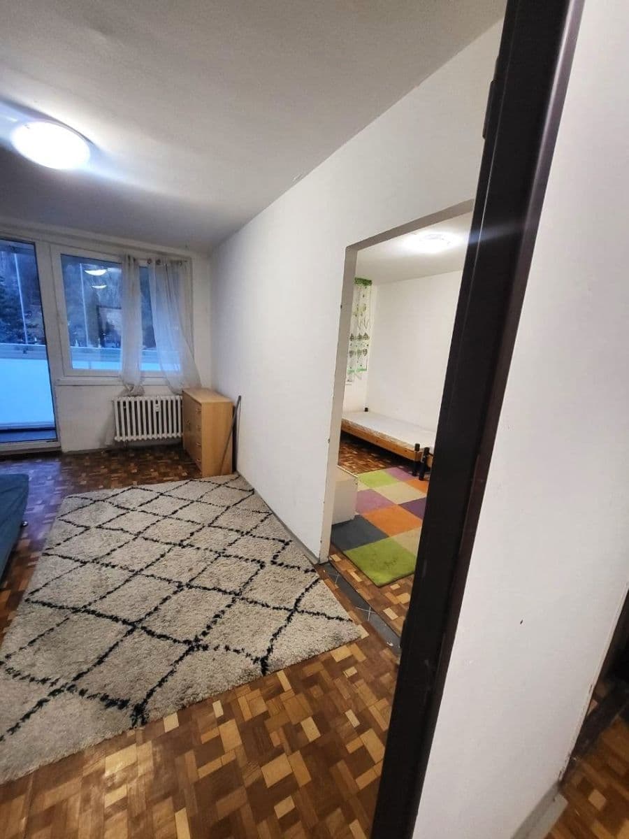 Predaj bytu 3-izbový 74 m², Dukelských hrdinů, Krupka, Ústecký kraj Predaj bytu 3-izbový 74 m², Dukelských hrdinů, Krupka, Ústecký kraj