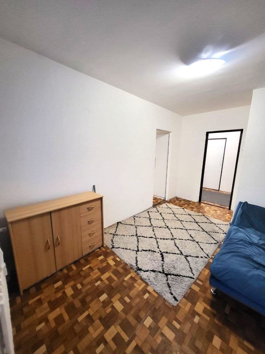 Predaj bytu 3-izbový 74 m², Dukelských hrdinů, Krupka, Ústecký kraj Predaj bytu 3-izbový 74 m², Dukelských hrdinů, Krupka, Ústecký kraj