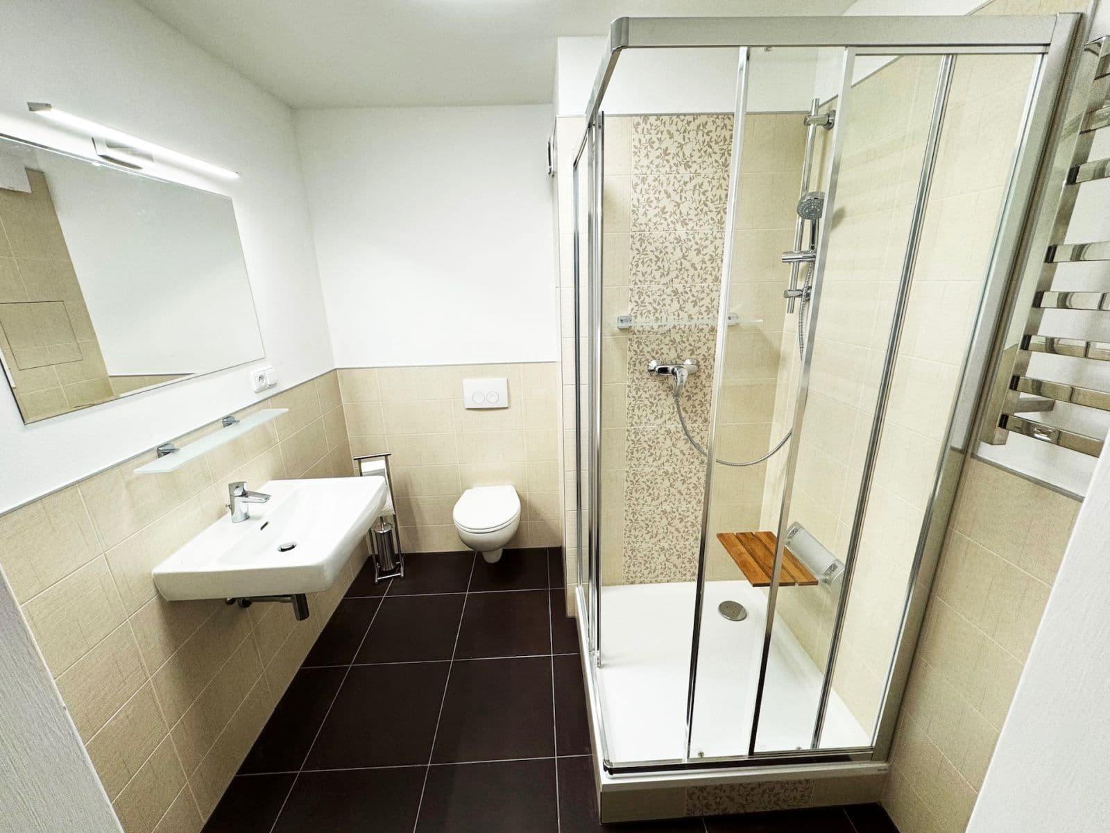 Prenájom bytu 2-izbový 43 m², Slavatova, Praha, Praha Prenájom bytu 2-izbový 43 m², Slavatova, Praha, Praha