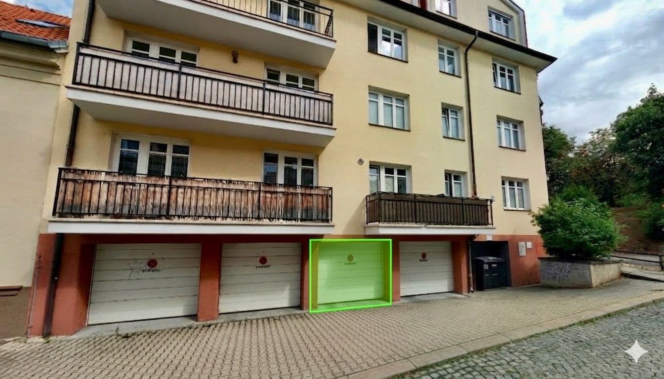 Prenájom garáže 22 m², Pitkovická, Praha, Praha Prenájom garáže 22 m², Pitkovická, Praha, Praha
