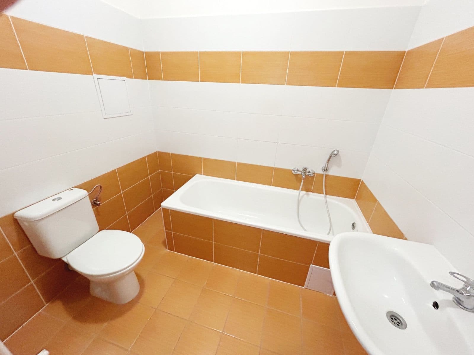 Prenájom bytu 1-izbový 28 m², Otvovice, Středočeský kraj Prenájom bytu 1-izbový 28 m², Otvovice, Středočeský kraj