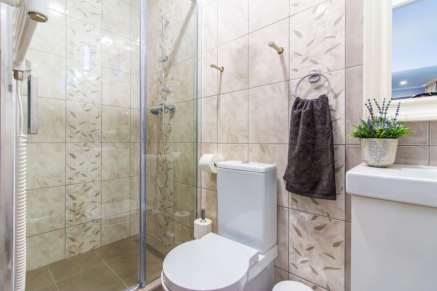 Prenájom bytu 2-izbový 30 m², Plynární, Praha, Praha Prenájom bytu 2-izbový 30 m², Plynární, Praha, Praha