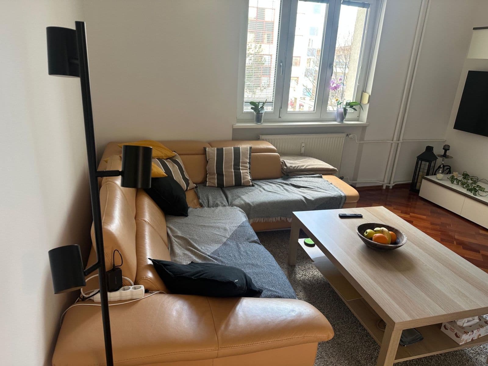 Prenájom bytu 2-izbový 51 m², Nové Mesto, Bratislavský kraj Prenájom bytu 2-izbový 51 m², Nové Mesto, Bratislavský kraj