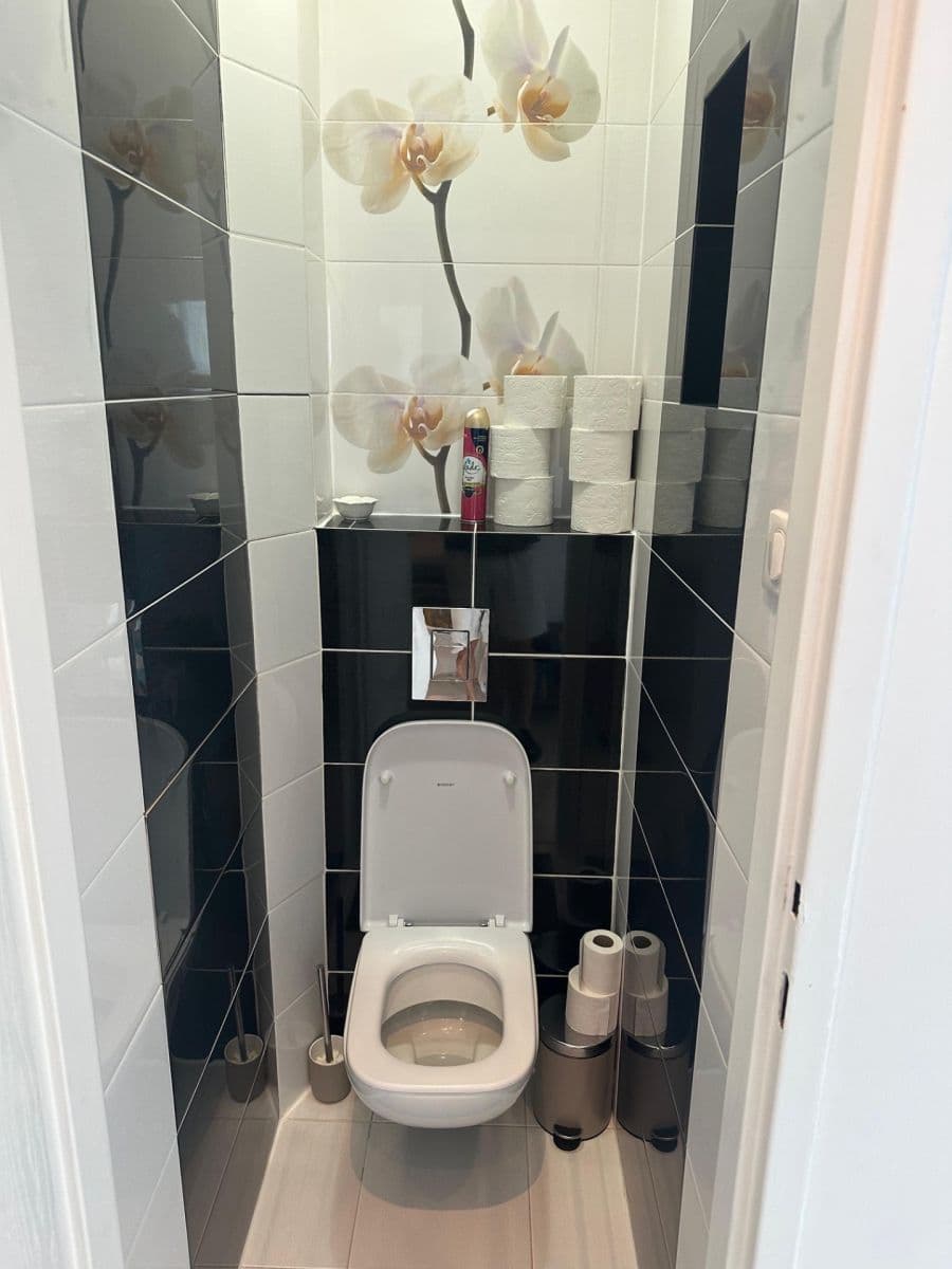 Prenájom bytu 2-izbový 51 m², Nové Mesto, Bratislavský kraj Prenájom bytu 2-izbový 51 m², Nové Mesto, Bratislavský kraj