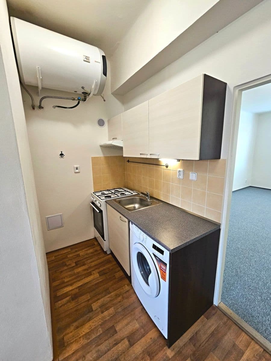 Prenájom bytu 1-izbový 41 m², Staňkova, Brno, Jihomoravský kraj Prenájom bytu 1-izbový 41 m², Staňkova, Brno, Jihomoravský kraj