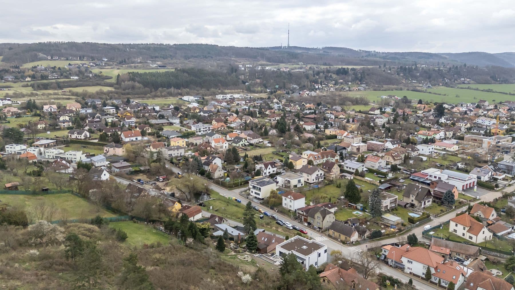 Predaj pozemku 736 m², U Lip, Praha, Praha Predaj pozemku 736 m², U Lip, Praha, Praha