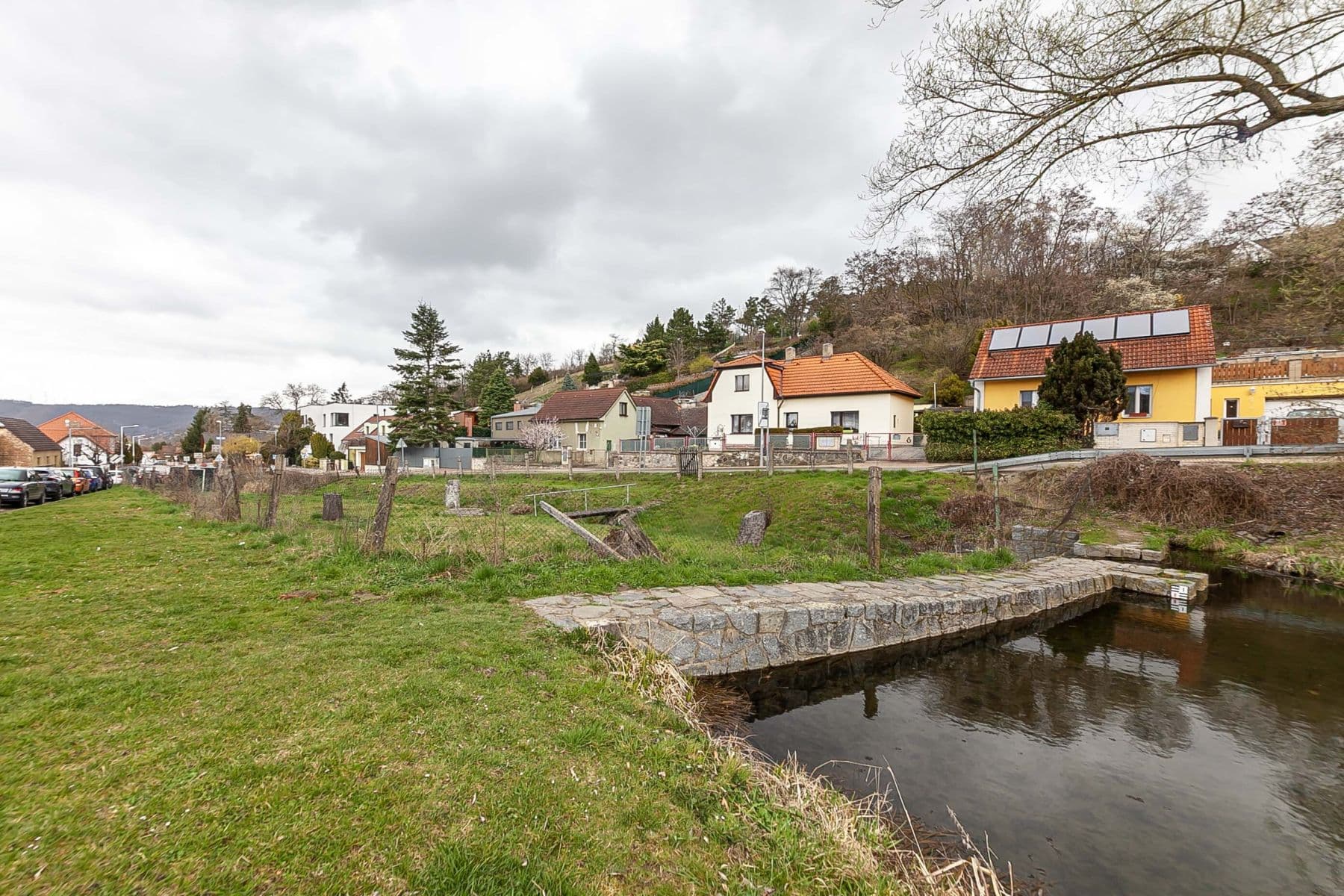 Predaj pozemku 736 m², U Lip, Praha, Praha Predaj pozemku 736 m², U Lip, Praha, Praha