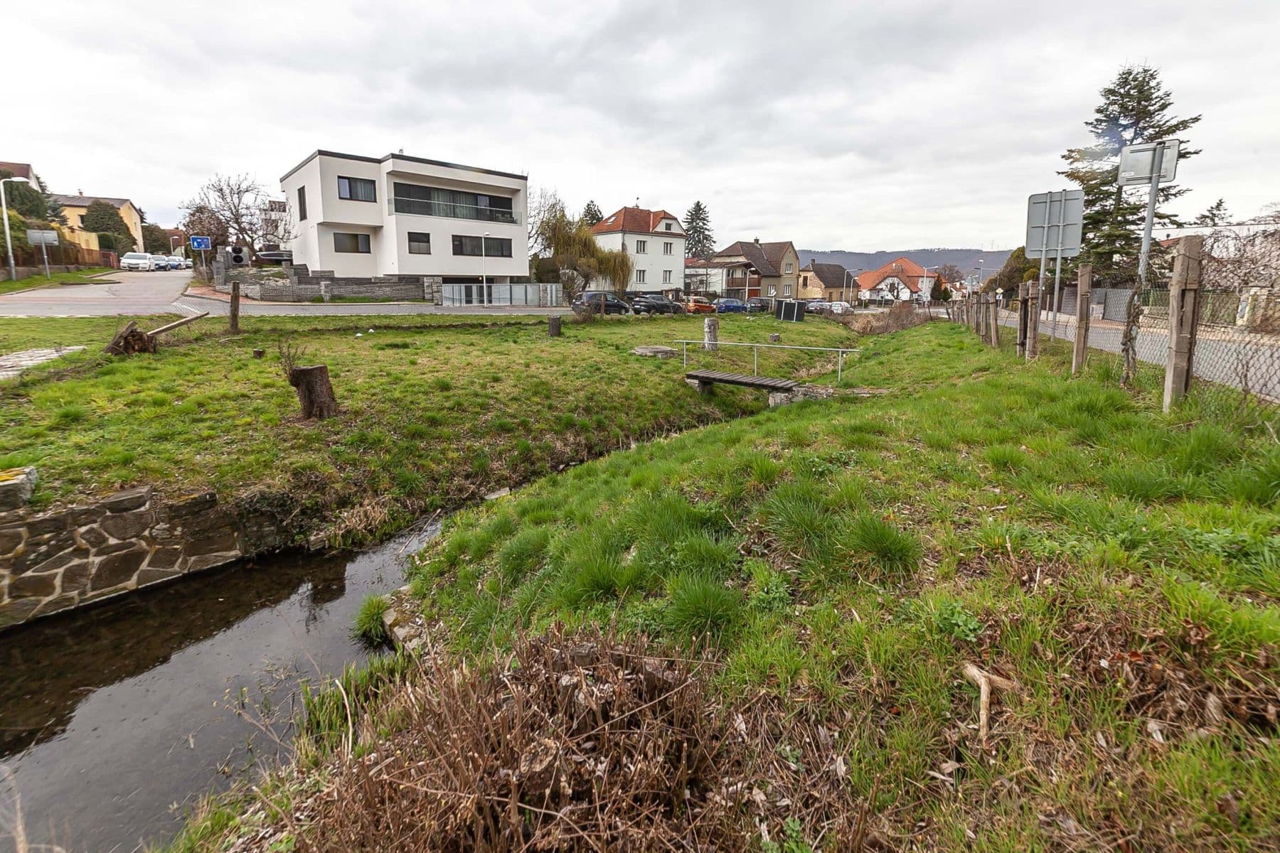 Predaj pozemku 736 m², U Lip, Praha, Praha Predaj pozemku 736 m², U Lip, Praha, Praha