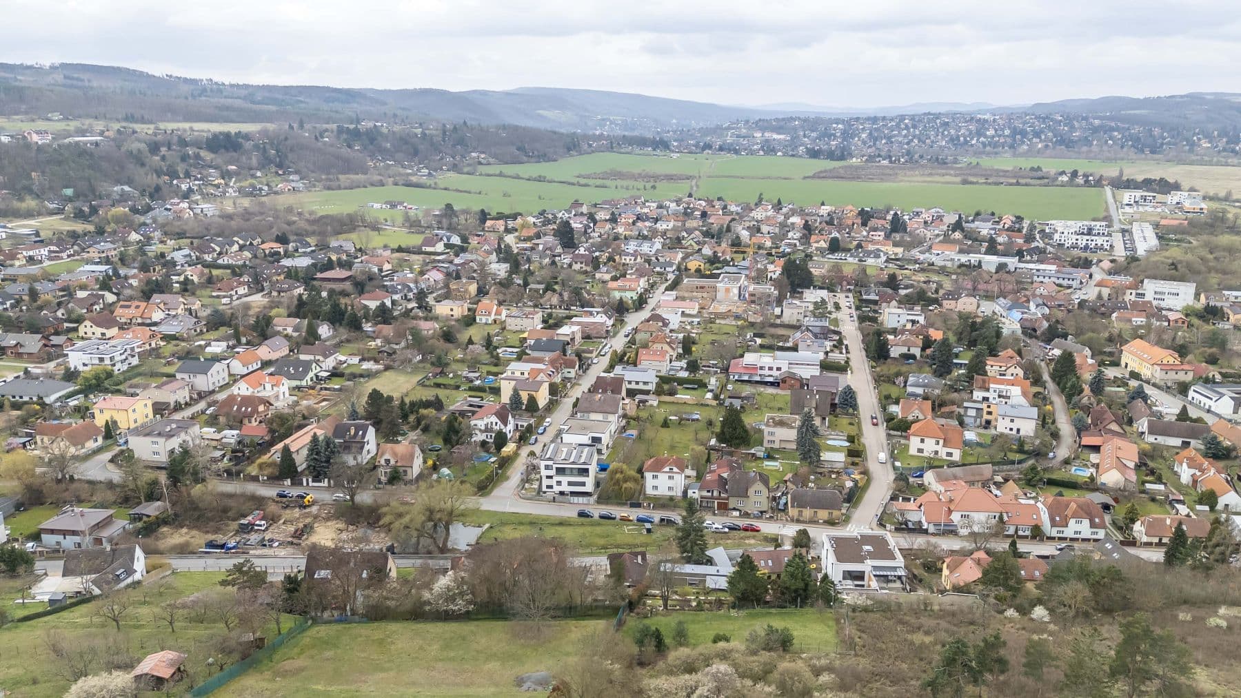 Predaj pozemku 736 m², U Lip, Praha, Praha Predaj pozemku 736 m², U Lip, Praha, Praha