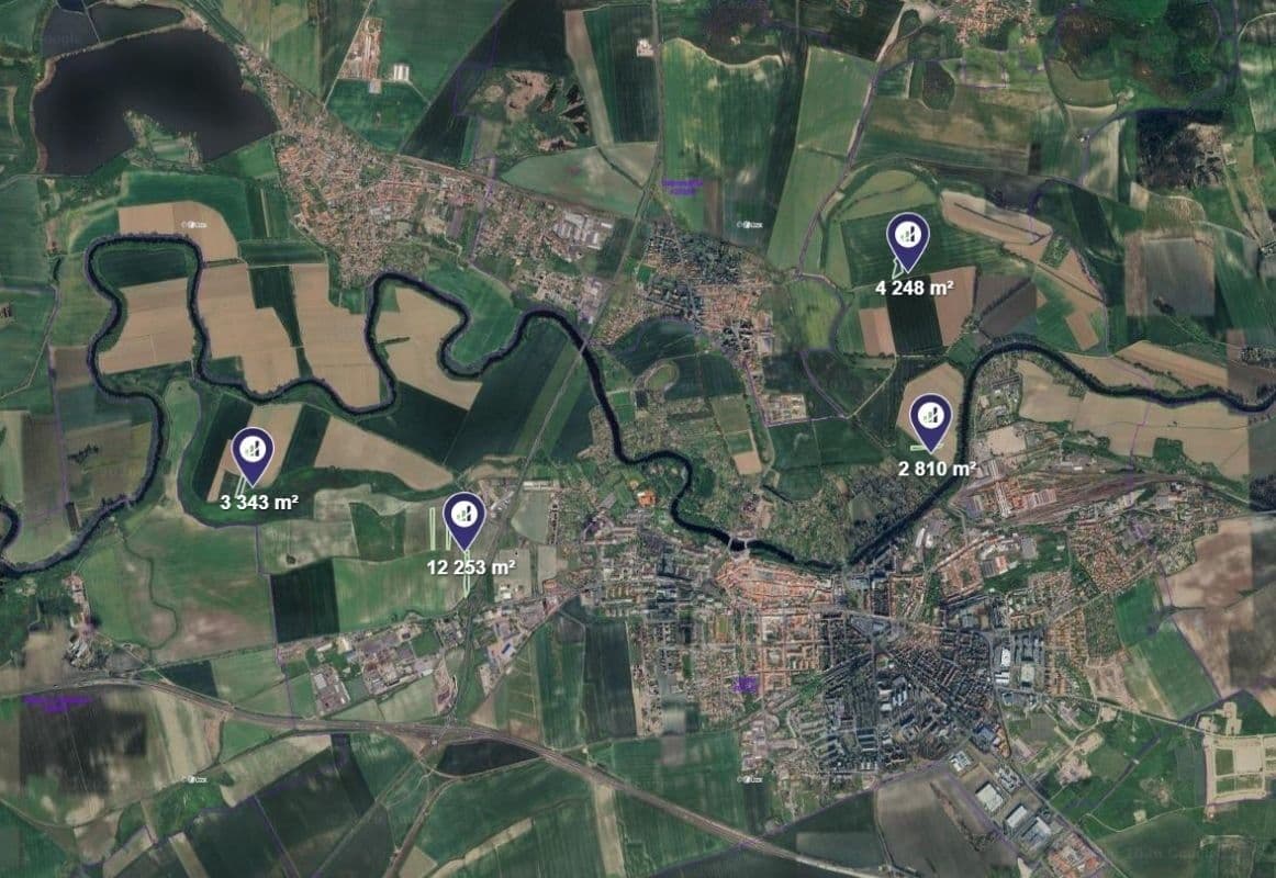 Predaj pozemku 20.957 m², Louny, Ústecký kraj Predaj pozemku 20.957 m², Louny, Ústecký kraj