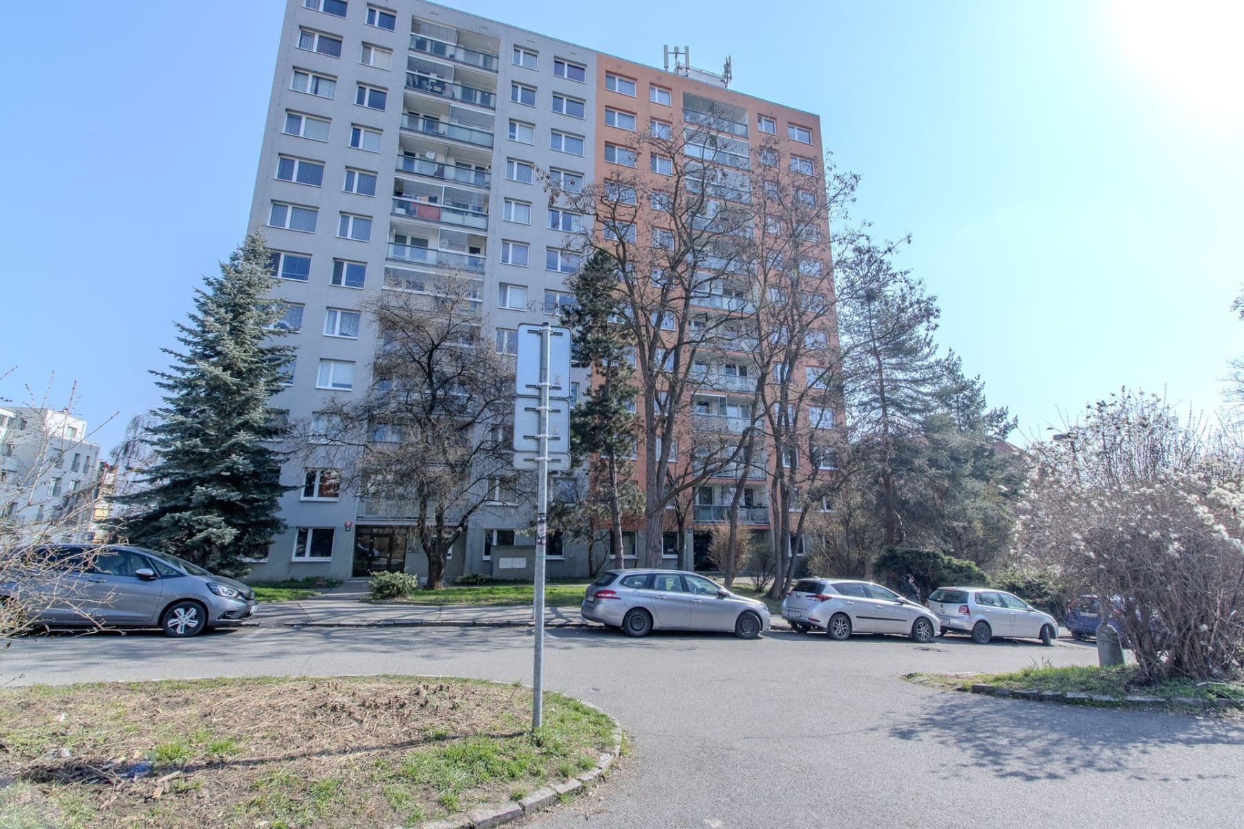 Prenájom bytu 3-izbový 54 m², Radimova, Praha, Praha Prenájom bytu 3-izbový 54 m², Radimova, Praha, Praha