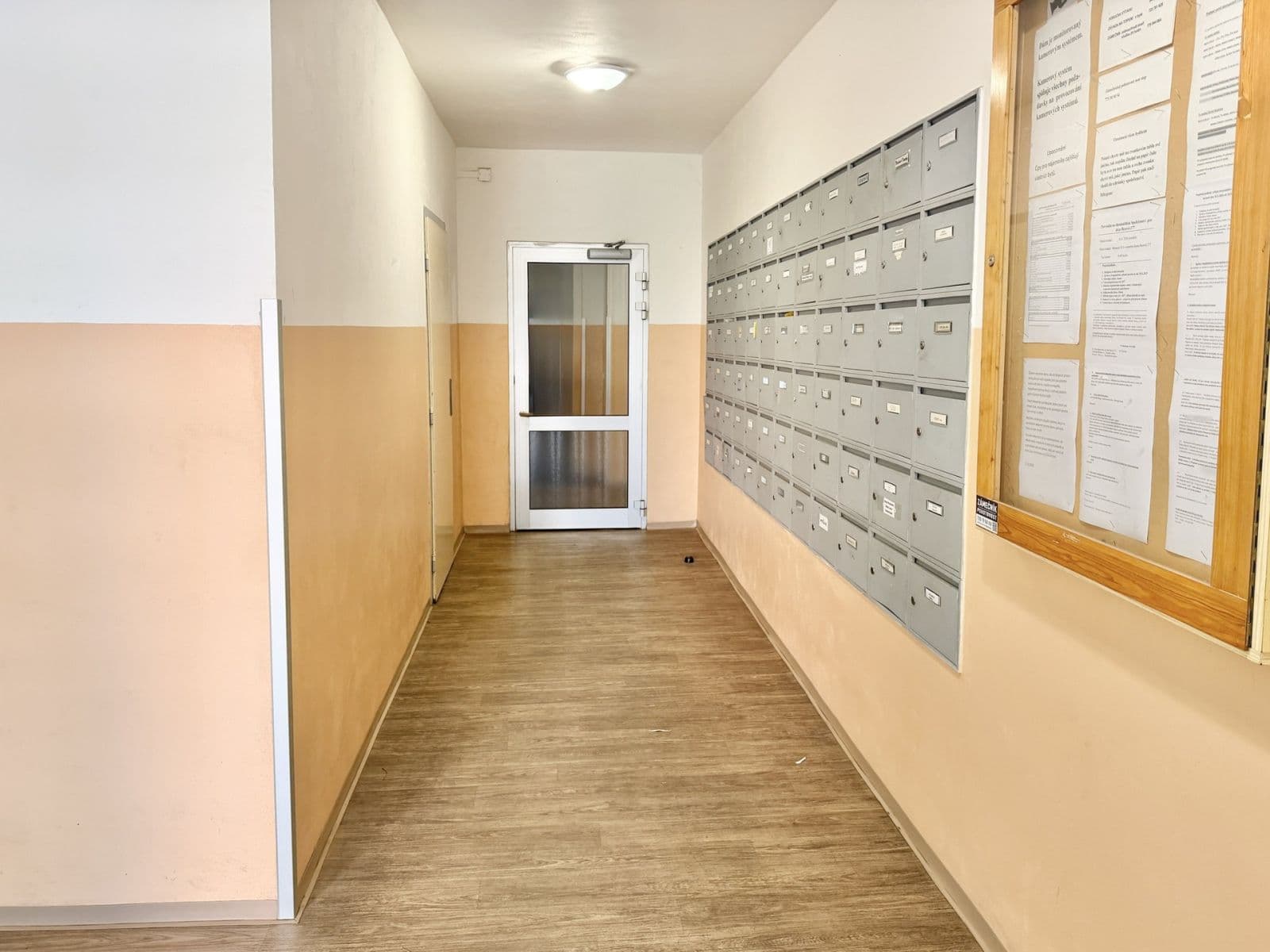 Predaj bytu 2-izbový 41 m², Bezová, Liberec, Liberecký kraj Predaj bytu 2-izbový 41 m², Bezová, Liberec, Liberecký kraj