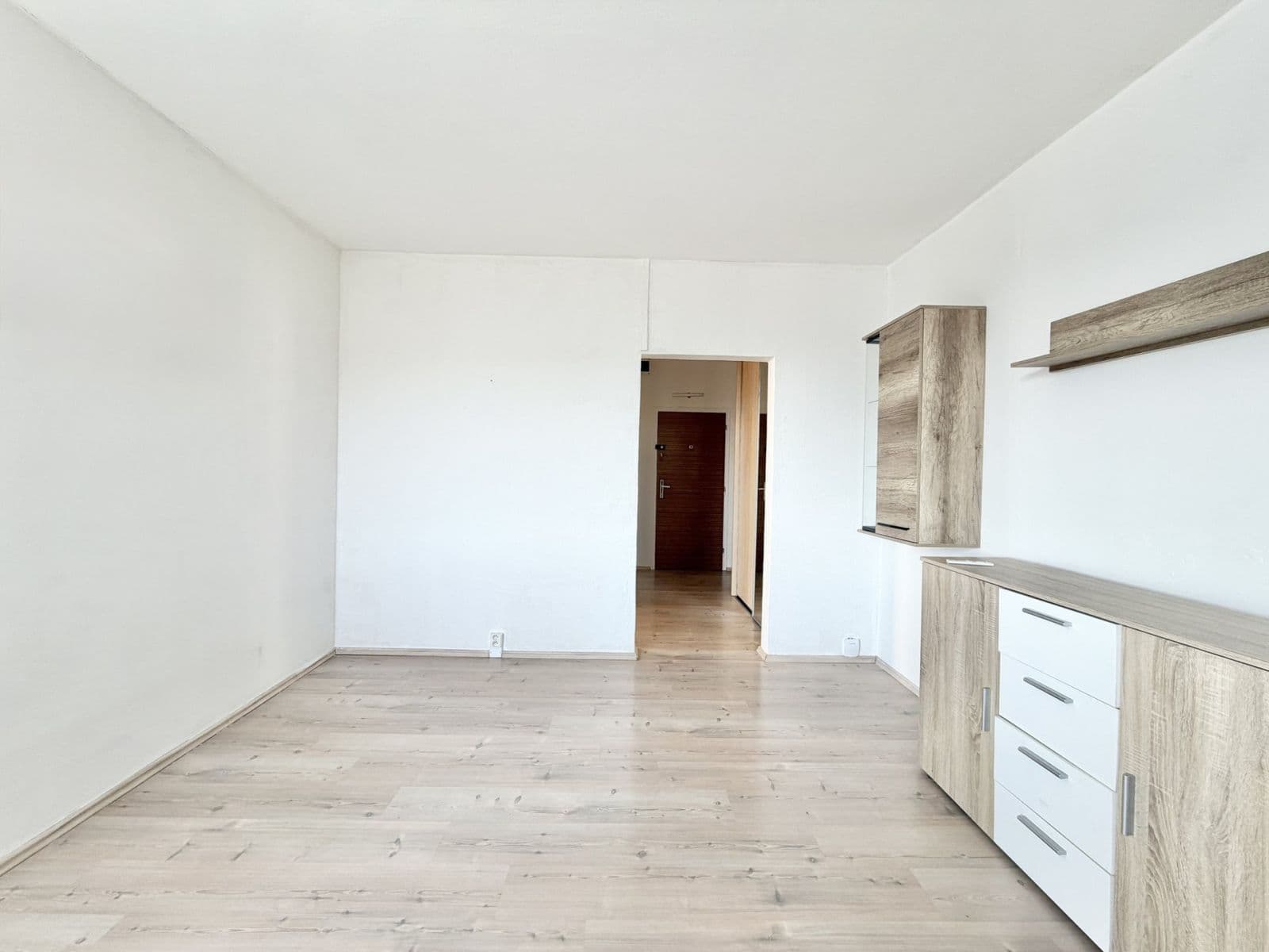 Predaj bytu 2-izbový 41 m², Bezová, Liberec, Liberecký kraj Predaj bytu 2-izbový 41 m², Bezová, Liberec, Liberecký kraj