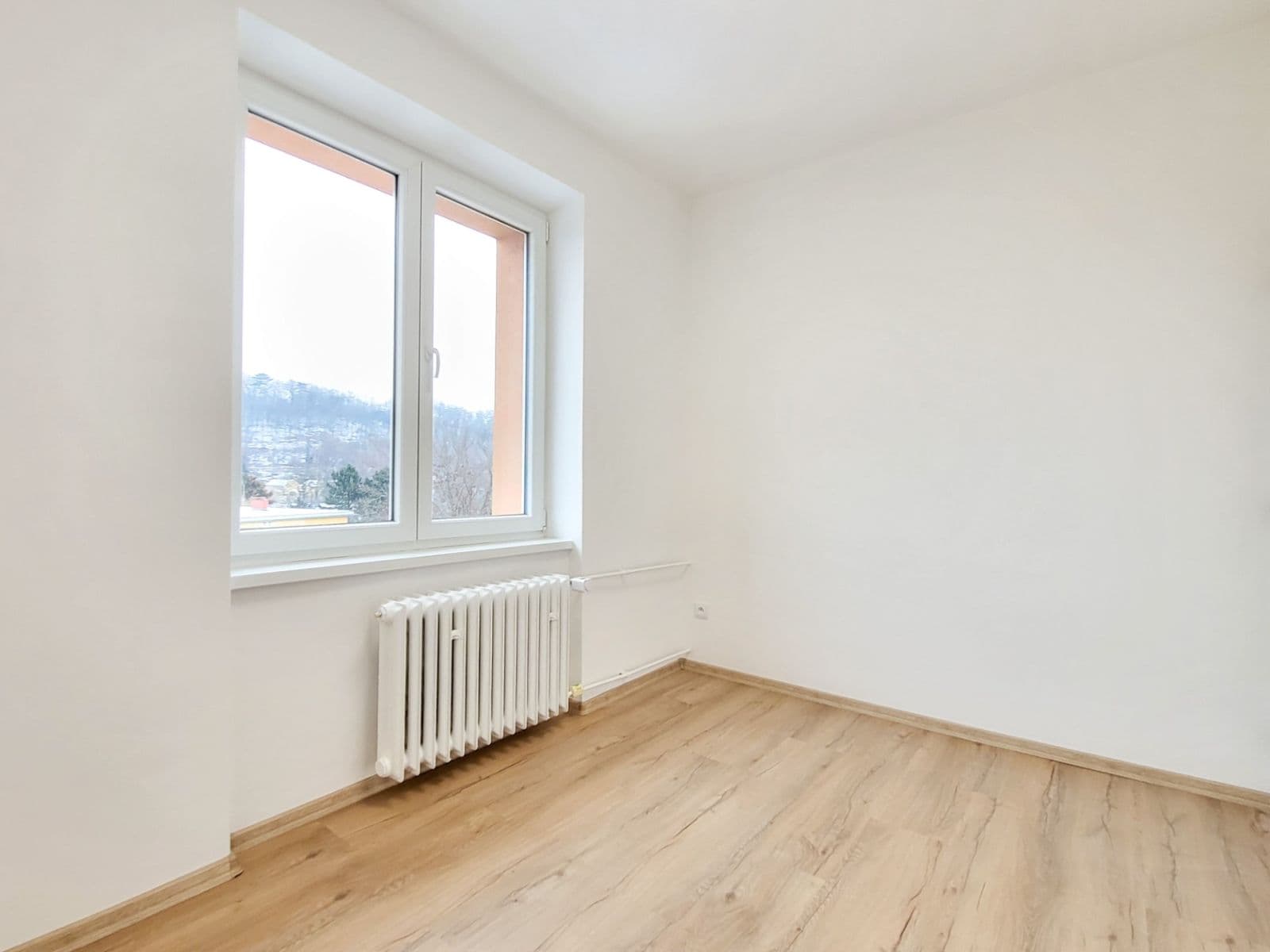 Prenájom bytu 3-izbový 54 m², Zelenečská, Praha, Praha Prenájom bytu 3-izbový 54 m², Zelenečská, Praha, Praha