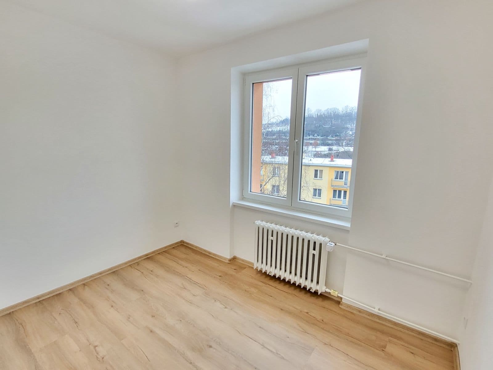 Prenájom bytu 3-izbový 54 m², Zelenečská, Praha, Praha Prenájom bytu 3-izbový 54 m², Zelenečská, Praha, Praha