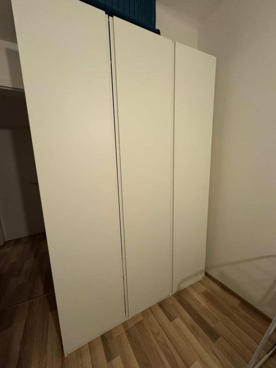 Prenájom bytu 3-izbový 15 m², Na Hutích, Praha, Praha Prenájom bytu 3-izbový 15 m², Na Hutích, Praha, Praha