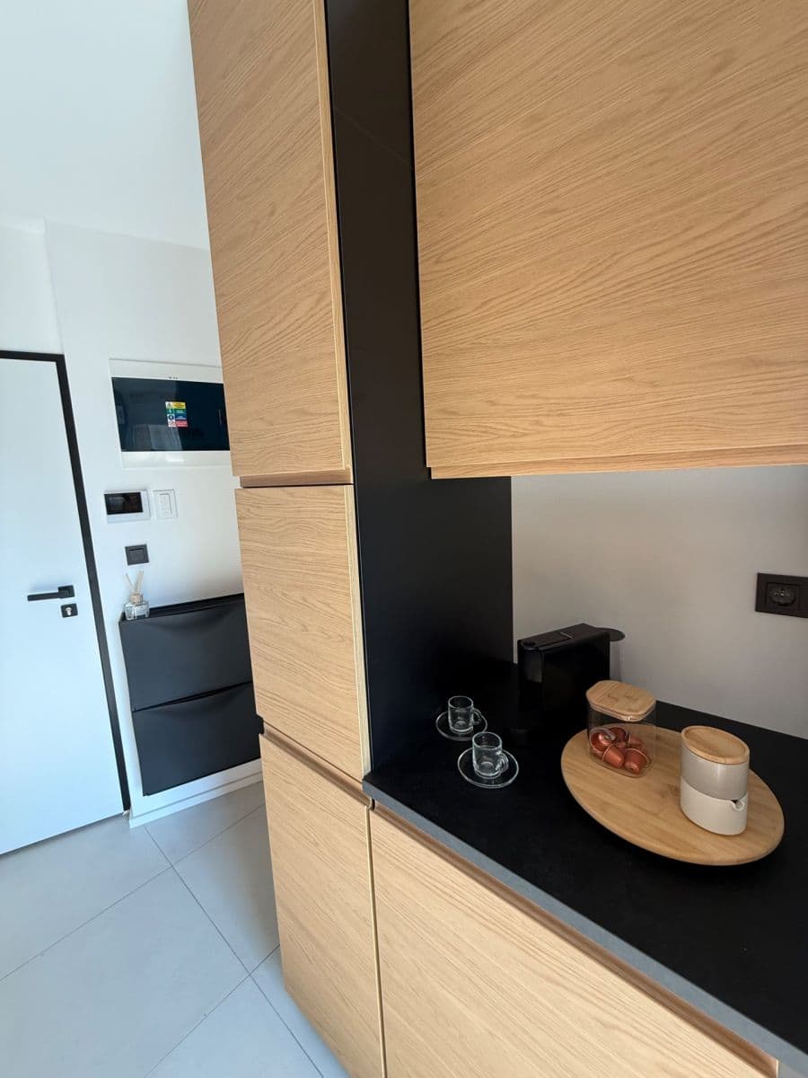 Prenájom bytu 2-izbový 33 m², Krymská, Praha, Praha Prenájom bytu 2-izbový 33 m², Krymská, Praha, Praha