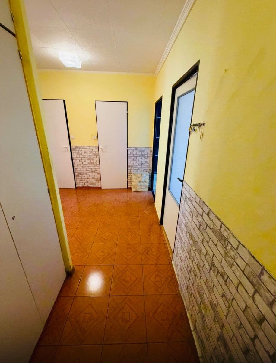 Predaj bytu 3-izbový 80 m², Ohradní, Praha, Praha Predaj bytu 3-izbový 80 m², Ohradní, Praha, Praha