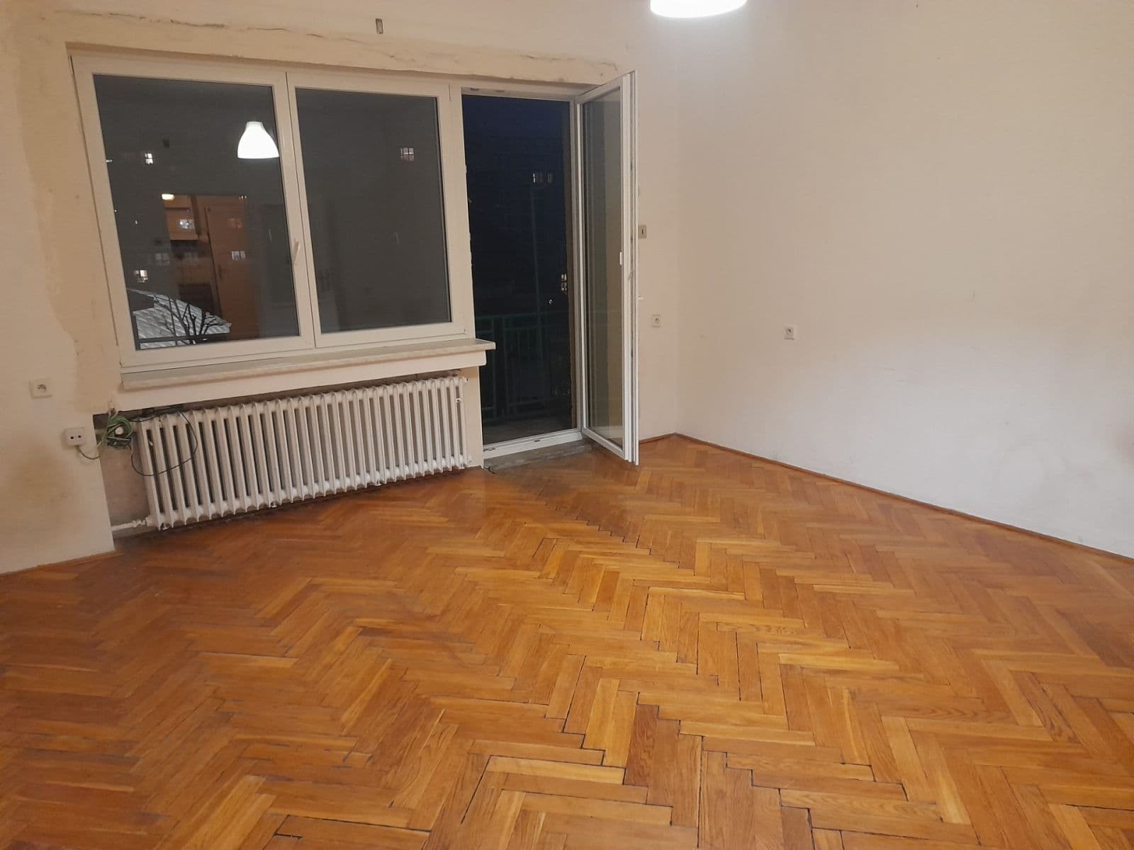 Prenájom bytu 2-izbový 43 m², Okrajní, Praha, Praha Prenájom bytu 2-izbový 43 m², Okrajní, Praha, Praha