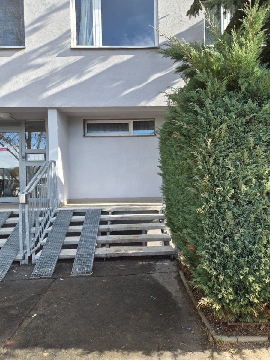 Predaj bytu 2-izbový 54 m², Husníkova, Praha, Praha Predaj bytu 2-izbový 54 m², Husníkova, Praha, Praha