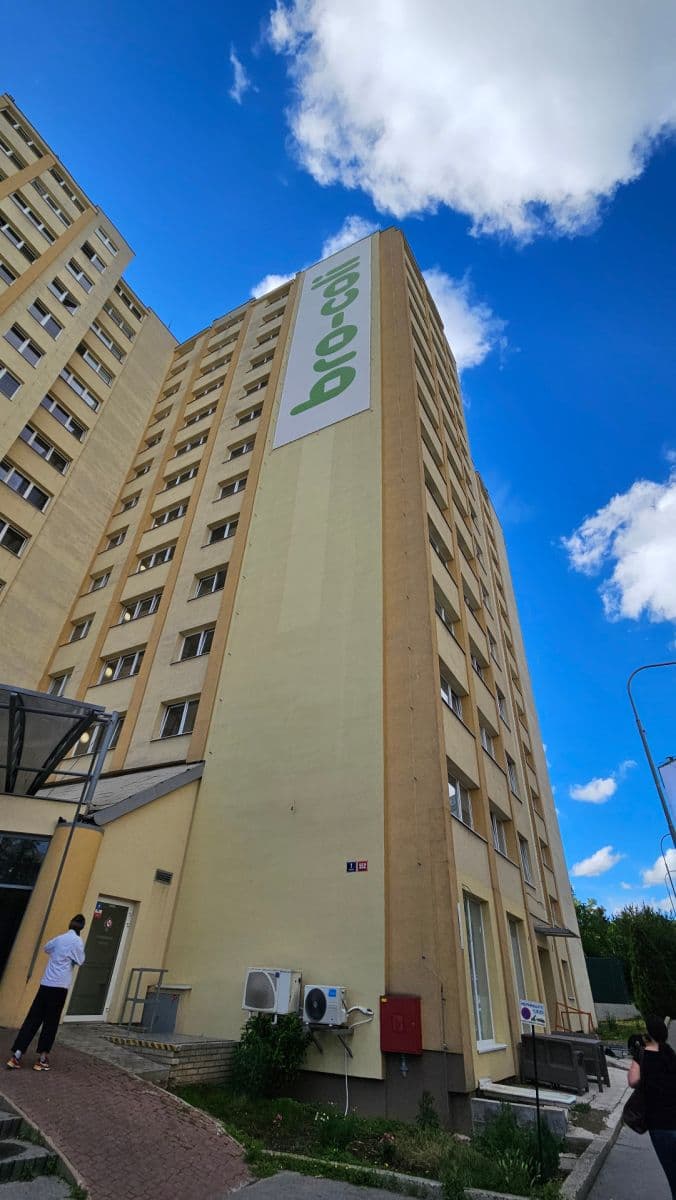 Prenájom nebytového priestoru 3 m², Děčínská, Praha, Praha Prenájom nebytového priestoru 3 m², Děčínská, Praha, Praha