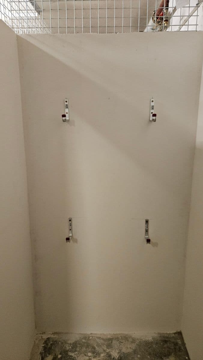 Prenájom nebytového priestoru 3 m², Děčínská, Praha, Praha Prenájom nebytového priestoru 3 m², Děčínská, Praha, Praha