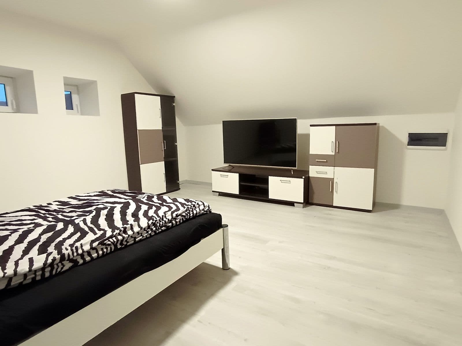 Predaj domu 128 m², pozemek 267 m², Vlkov pod Oškobrhem, Středočeský kraj Predaj domu 128 m², pozemek 267 m², Vlkov pod Oškobrhem, Středočeský kraj