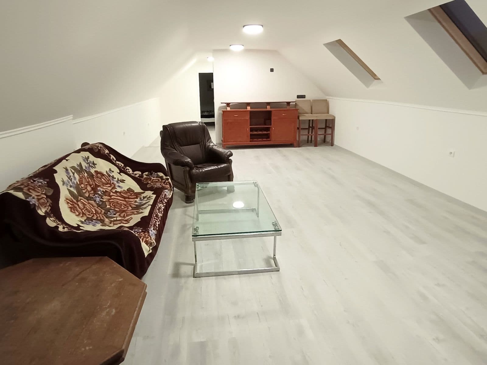 Predaj domu 128 m², pozemek 267 m², Vlkov pod Oškobrhem, Středočeský kraj Predaj domu 128 m², pozemek 267 m², Vlkov pod Oškobrhem, Středočeský kraj