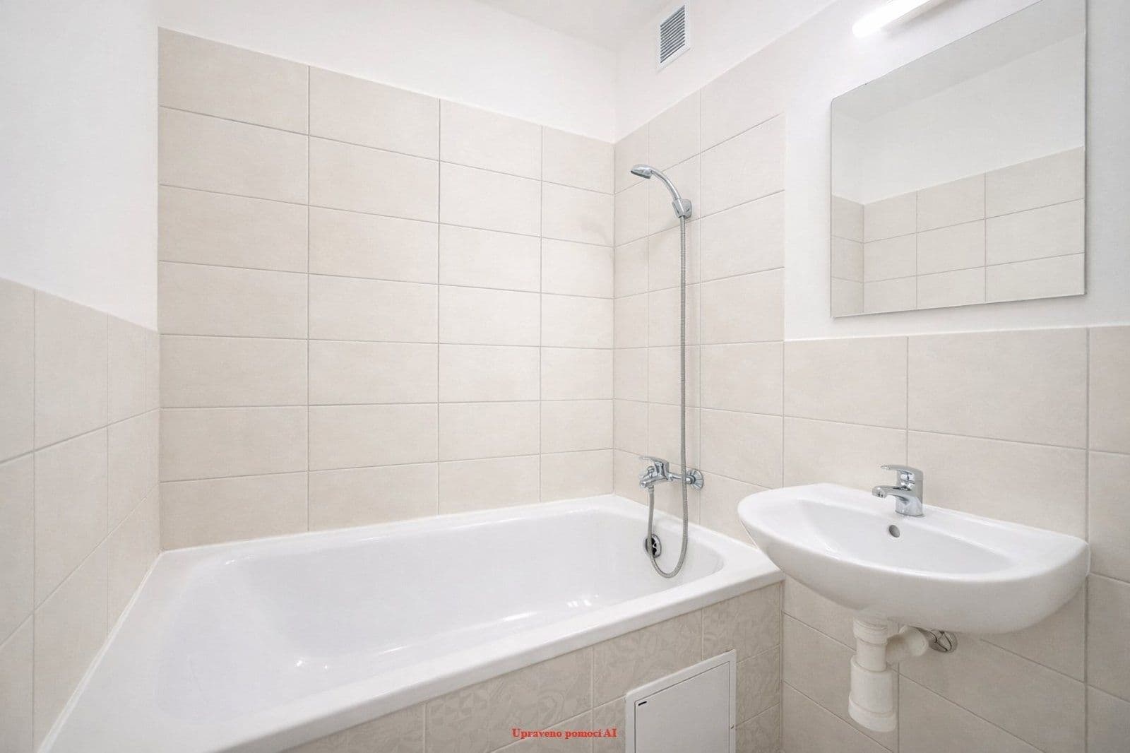 Prenájom bytu 2-izbový 52 m², Dlouhá třída, Havířov, Moravskoslezský kraj Prenájom bytu 2-izbový 52 m², Dlouhá třída, Havířov, Moravskoslezský kraj